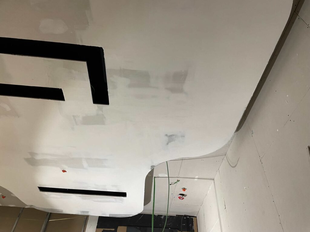 Falso techo en pladur - trasdosados en pladur - foseados para luz indirecta